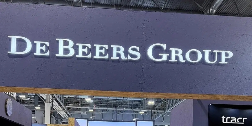 WAREHOUSE ASSISTANT AT DE BEERS GROUP